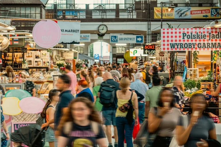 Inflacja w Polsce do 2,5 proc.? Skutki na koniec 2026
