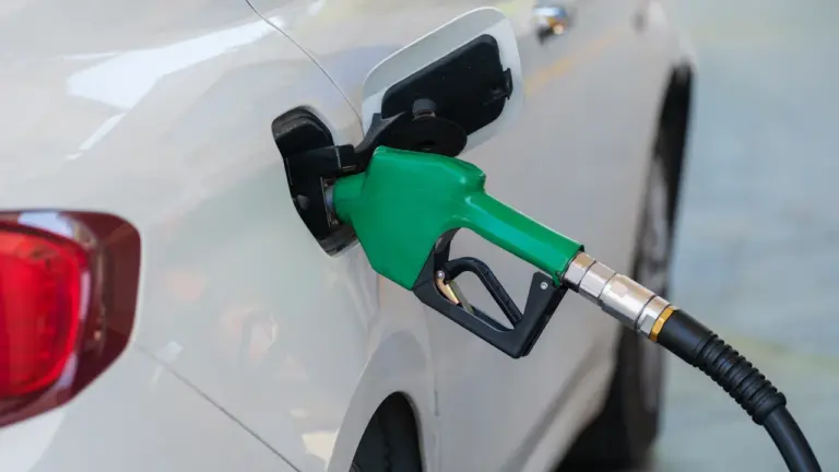 Koszt 500 km autem: porównaj benzynę, diesla i LPG