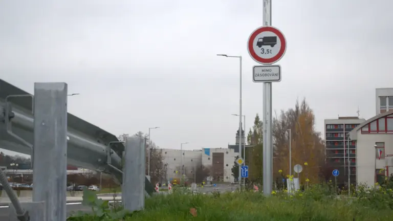 Ograniczenia dla pojazdów powyżej 12 ton 14–15 sierpnia